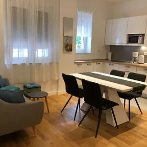  Apartment Tempus